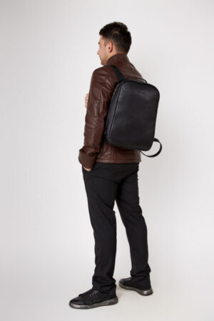 Сумка чоловіча з натуральної шкіри чорна, модель 5552/рюкзак