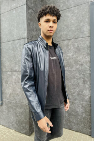 Куртка чоловіча з натуральної шкіри темно-синя, модель Kli-200