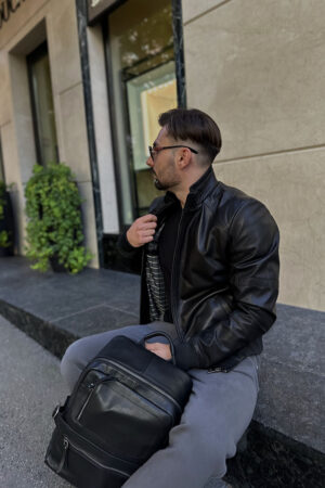 Сумка мужская из натуральной кожи черная, модель 2679 e/рюкзак