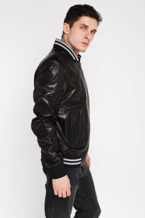 Куртка мужская из натуральной кожи черная, модель Ez-201