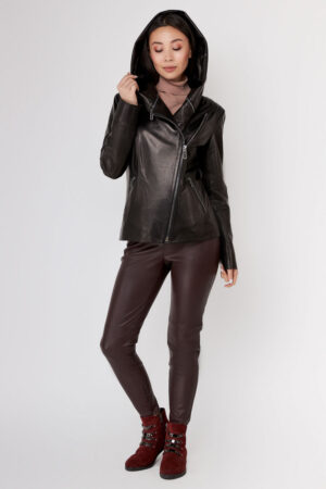 Куртка женская из натуральной кожи черная, модель 7013