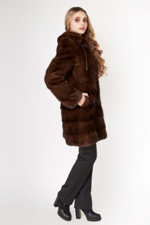 Шуба жіноча з норки коричнева, модель 5749/90