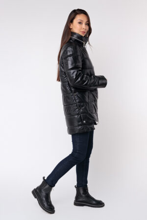 Куртка женская из натуральной кожи черная, модель Z-78