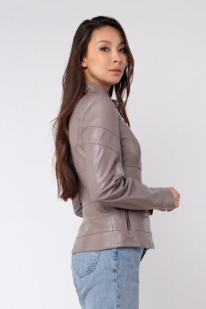 Куртка женская из натуральной кожи бежевая, модель Z-19