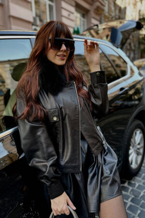 Куртка женская из натуральной кожи черная, модель K-3