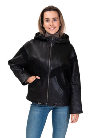 Куртка женская из натуральной кожи черная, модель 9059