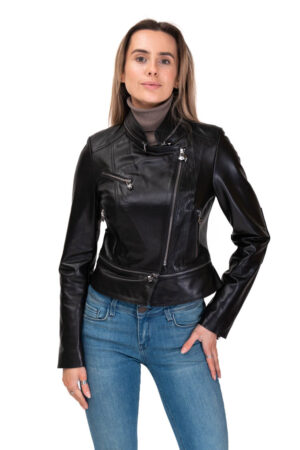 Куртка женская из натуральной кожи черная, модель 411