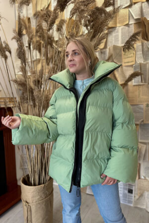 Куртка жіноча з тканини фісташкова, модель Simona