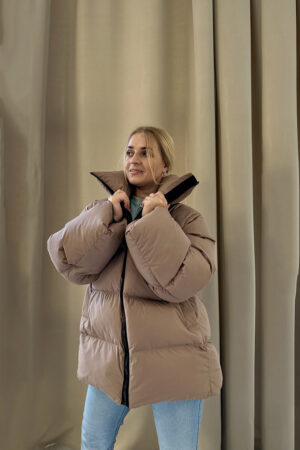 Куртка женские из тканей темна-бежевые, модель Simona