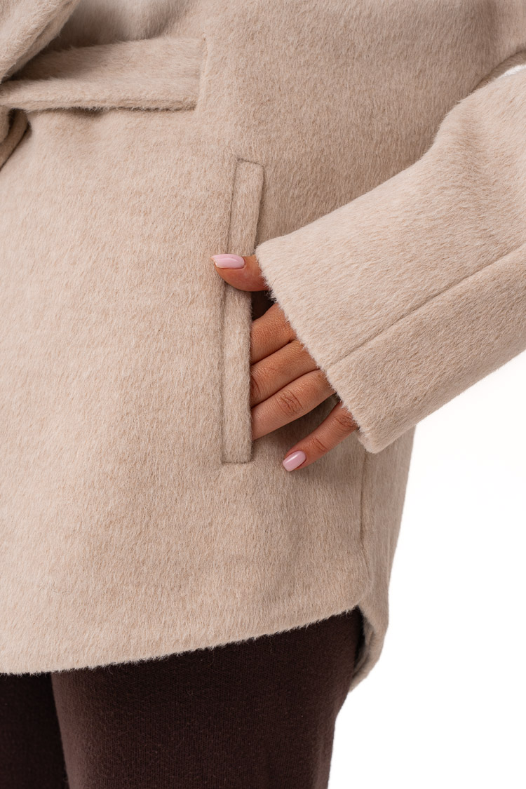 Пальто женское из шерсть бежевое, модель 25006/75 Пальто женское из шерсть бежевое, модель 25006/75