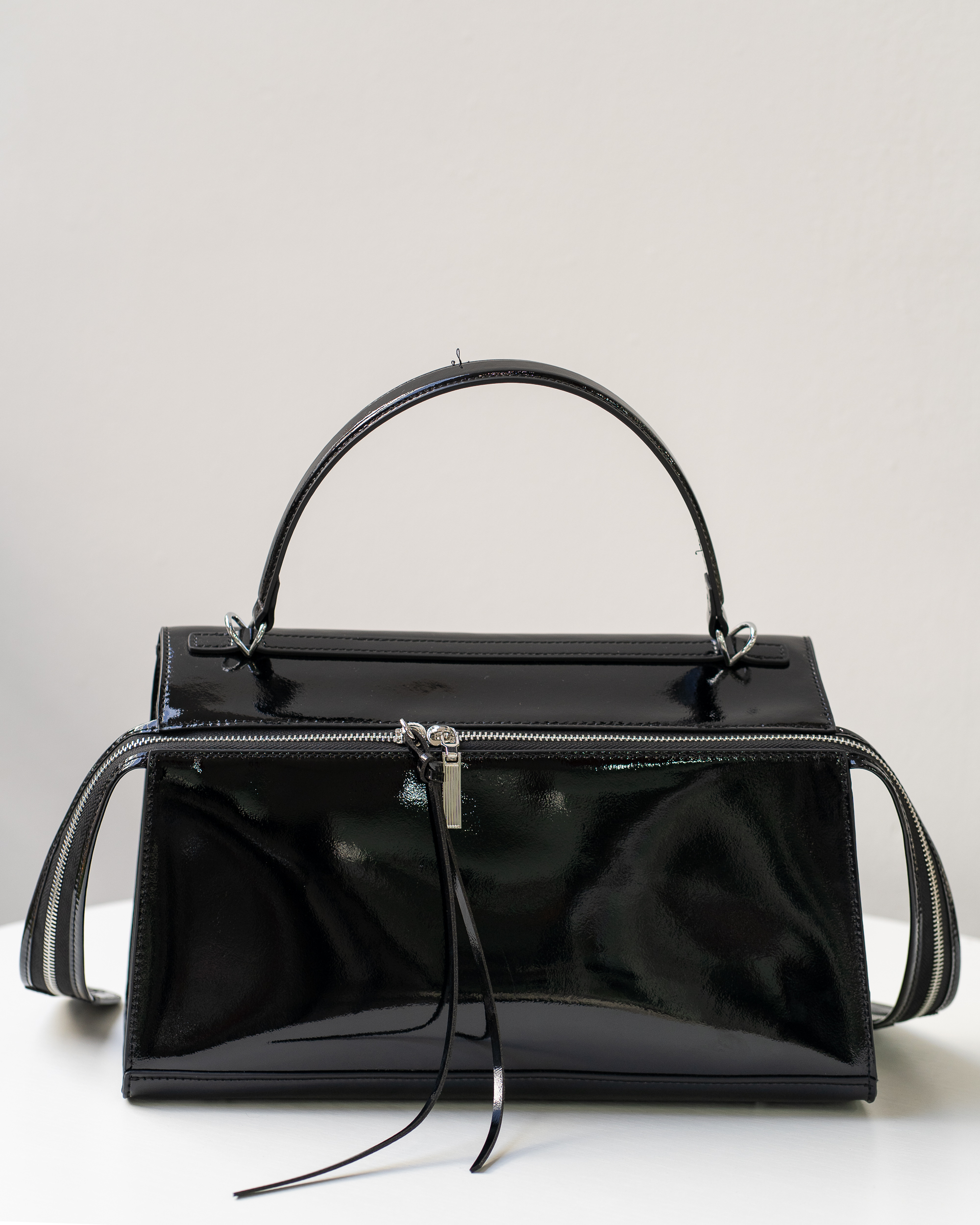 Сумка женская из натуральной кожи черная, модель Th-1352-1 Сумка женская из натуральной кожи черная, модель Th-1352-1